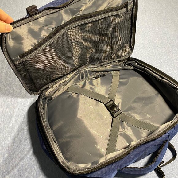 Expandable Vancropak Travel Backpack With Multiple Compartments & Straps - Picture 4 of 6